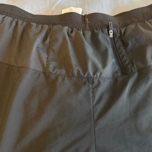 Nike Black Shorts with Gold Logo - Picture 5 of 5
